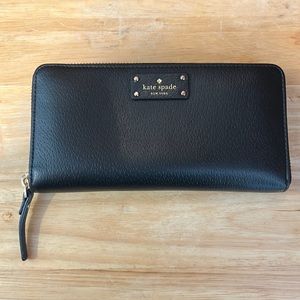 Large Kate Spade Zip Wallet